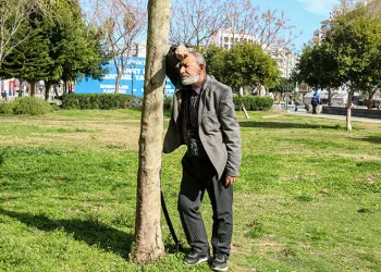 Acısı yaşayamadan 900 bin TL vurgun yedi