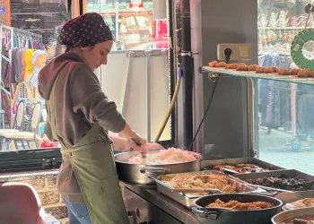 Anneannesinden öğrendiği mesleğiyle istihdam sağlıyor