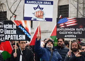 Bursa’da İsrail’in Gazze’ye yönelik saldırıları protesto edildi