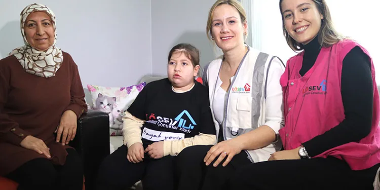 Kanser değil, minik Tuana kazandı