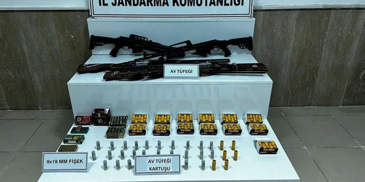 Gaziantep’te mercek operasyonunda 4 şahıs yakalandı