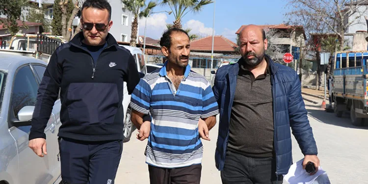Kadını çocuklarının gözü önünde öldüren zanlı tutuklandı
