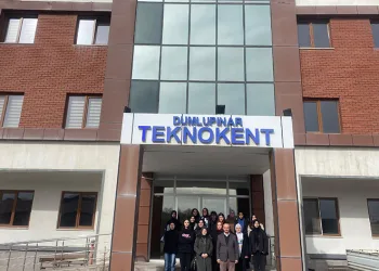 Lise öğrencileri Teknokent’i keşfetti
