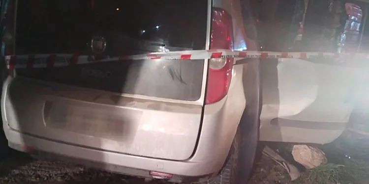 Kartal’da otomobil inşaat alanına girdi