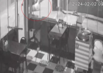 Balkondan düşen yaşlı kadın hayatını kaybetti