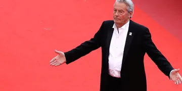 Fransız yıldızın evinden 72 silah çıktı