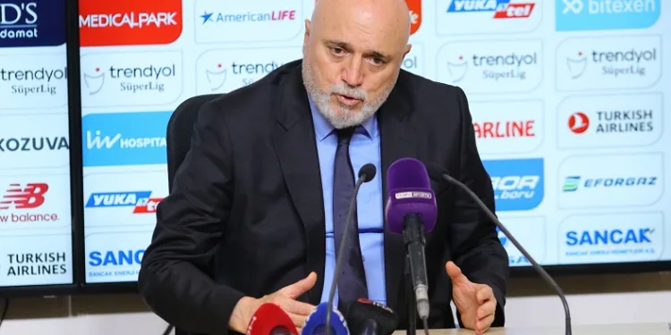 Adana Demirspor Teknik Direktörü Hikmet Karaman: “Teknik anlamda birçok şeyi geliştirmemiz lazım”