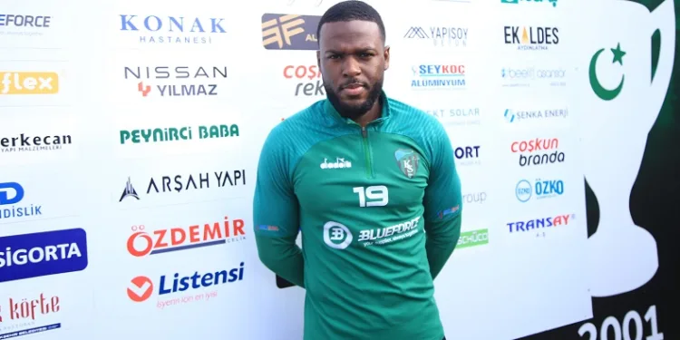 Kocaelispor’lu Christian Kouakou: “Merkez santrforda daha rahat oynuyorum”