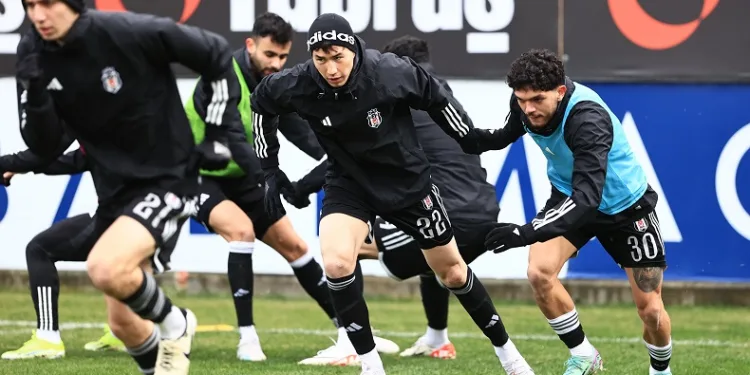 Beşiktaş, Trabzonspor maçı hazırlıklarını sürdürdü