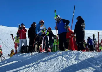 Palandöken’de kayak yarışları başladı