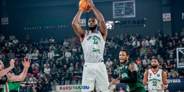 P. Karşıyakalı Vitto Brown, haftanın 5’ine seçildi