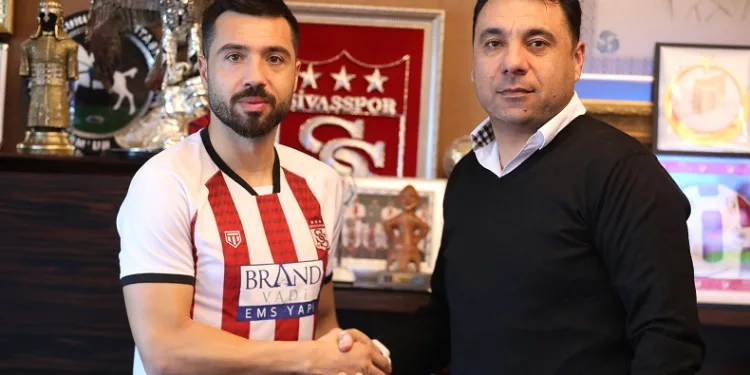 İbrahim Akdağ resmen Sivasspor’da
