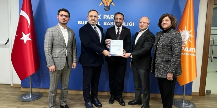 Gemlik Ak Parti’de yeni başkan belirlendi