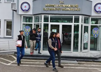 Çekici ve karavan hırsızları tutuklandı