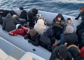 Ayvacık açıklarında 70 kaçak göçmen kurtarıldı