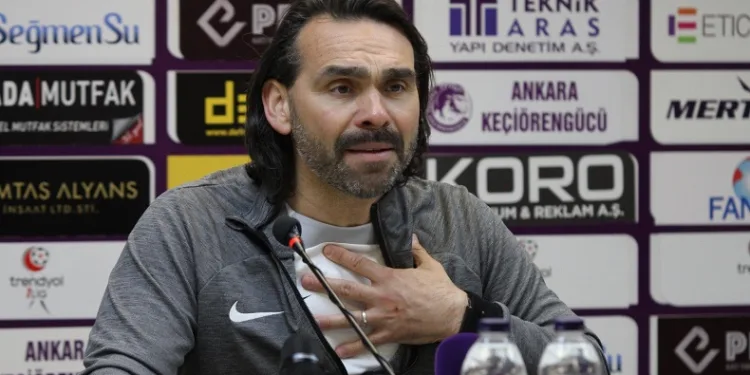 Cenk Özcan: “Anlık yaptığımız final pası hataları bizi buraya getirdi”