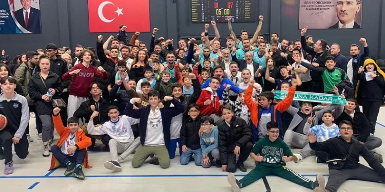 Çayırova Belediyesi Esenler Erokspor’u mağlup etti