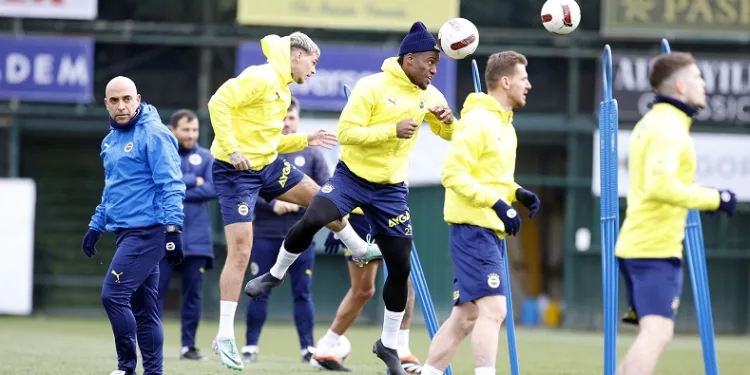 Fenerbahçe, Gaziantep FK maçı hazırlıklarına başladı