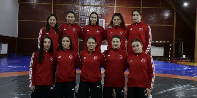 Kadın Güreş Milli Takımı’nın Avrupa Şampiyonası kadrosu açıklandı