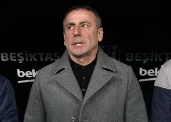 Trabzonspor Teknik Direktörü Abdullah Avcı: “Oyun anlamında kazandık ancak skor olarak kazanamadık”