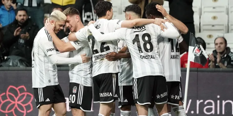 Beşiktaş, 6 maç sonra Dolmabahçe’de Trabzonspor’u yendi