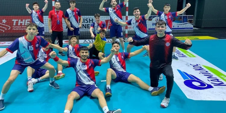 Niğde Hentbol Takımı Türkiye Finalleri’nde
