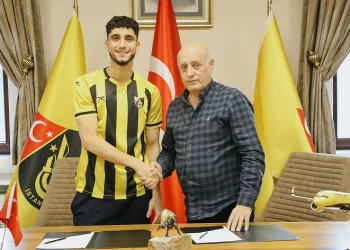 İstanbulspor, Emrehan Gedikli’yi kadrosuna kattı