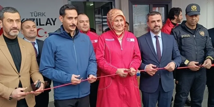 Türk Kızılay Gaziantep’te kütüphane açtı