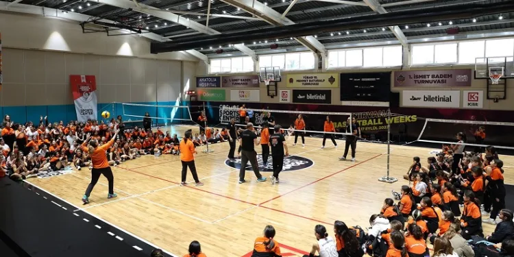 Eczacıbaşı Geleceğe Smaç 16. Gelişim Takımları Turnuvası oynandı