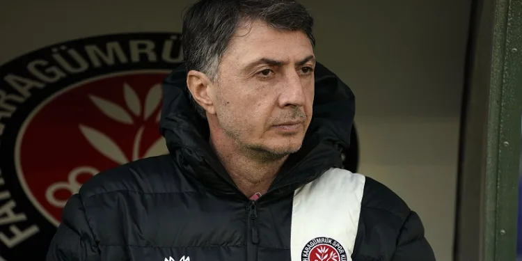Fatih Karagümrük Teknik Direktörü Şota Arveladze: “Oynadık, geri düştük ve maçı çevirdik”