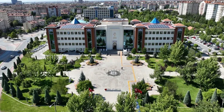Selçuklu ilçesi Türkiye’nin en büyük ilçeleri arasında yer aldı