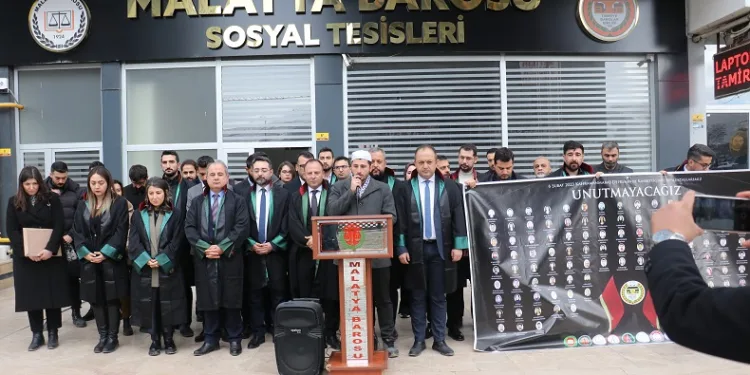 Malatya Barosu, depremde hayatlarını kaybedenleri unutmadı