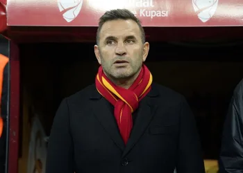 Galatasaray Teknik Direktörü Okan Buruk: “Sol bek transferini sonlandırmak istiyoruz”