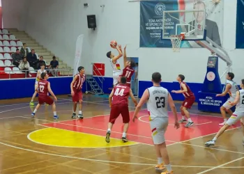 Aydın’da Okul Sporları Basketbol Yarı Final Müsabakaları başladı