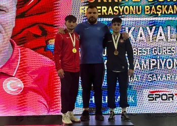 Afyonlu güreşçilerden büyük başarı