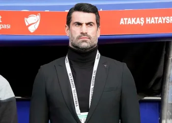 Hatayspor Teknik Direktörü Volkan Demirel: “Deniz’i tebrik etmek istiyorum”