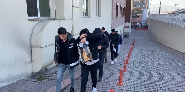 Pastane kurşunlama olayında 4 tutuklama