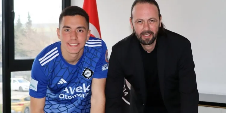 Altay, 2006 doğumlu Galip Semih Mendeş ile profesyonel sözleşme imzaladı