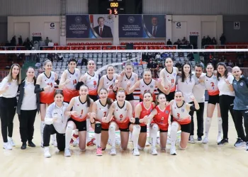Çiftlikköy’ün Sultanları Play-Off’lara hazır