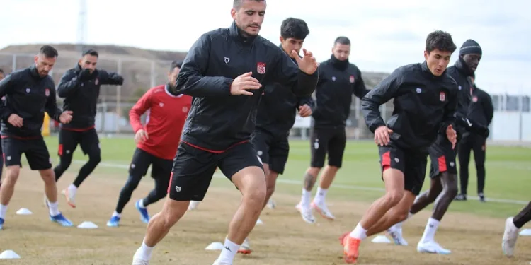 Sivasspor, Çaykur Rizespor maçı hazırlıklarına başladı
