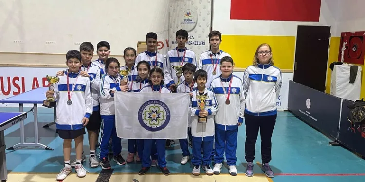 Muğla Büyükşehir Masa Tenisi sporcularından 8 madalya