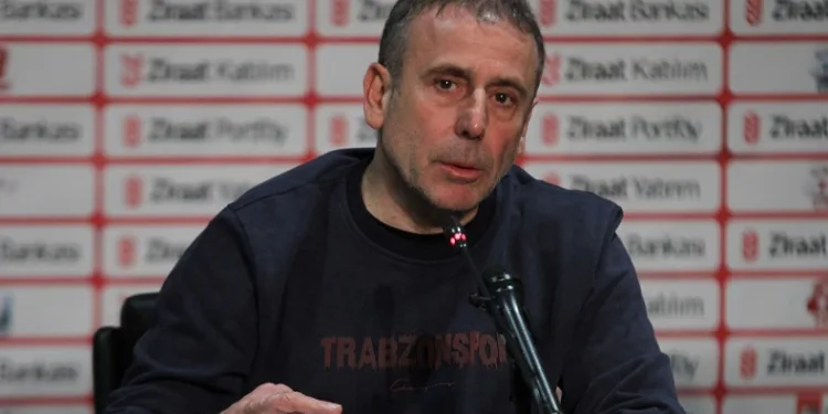 Trabzonspor Teknik Direktörü Abdullah Avcı: “Stat zeminlerinin TFF tarafından denetlenmesi lazım”