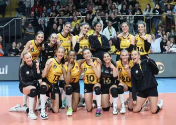 VakıfBank, Şampiyonlar Ligi’nde çeyrek finale yükseldi