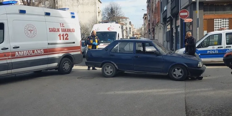 Kazada yaralan arkadaşını bırakıp kaçtı