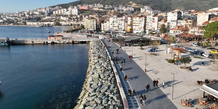 Gemlik’in vitrini yenileniyor