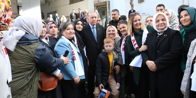 Cumhurbaşkanı Erdoğan, Zonguldak Belediyesi’ni ziyaret etti