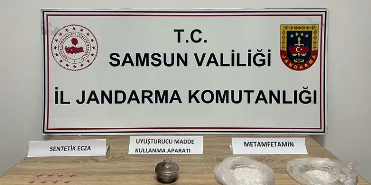 Uyuşturucu getirirken yakalanan 2 kişi tutuklandı