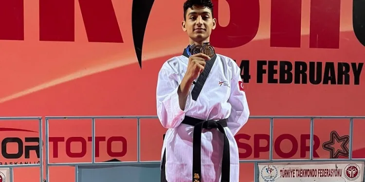 Gençlerde Taekwondo şampiyonu Dalaman’dan