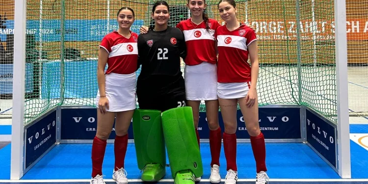 Muğlalı Hokeyciler Berlin’de mücadele edecek