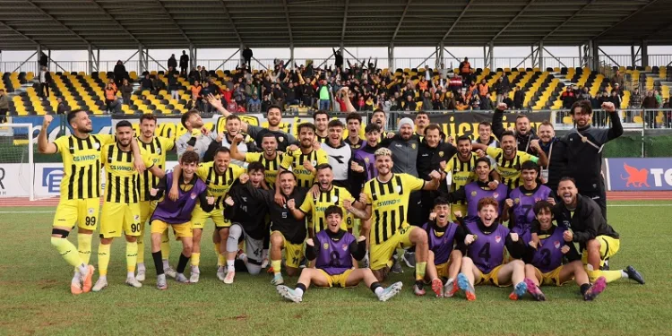 Aliağa FK, 4 hafta sonra kazandı